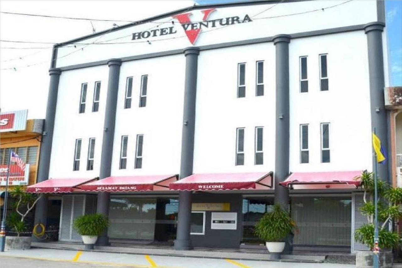 Oyo 90265 Hotel Ventura Kangar Εξωτερικό φωτογραφία